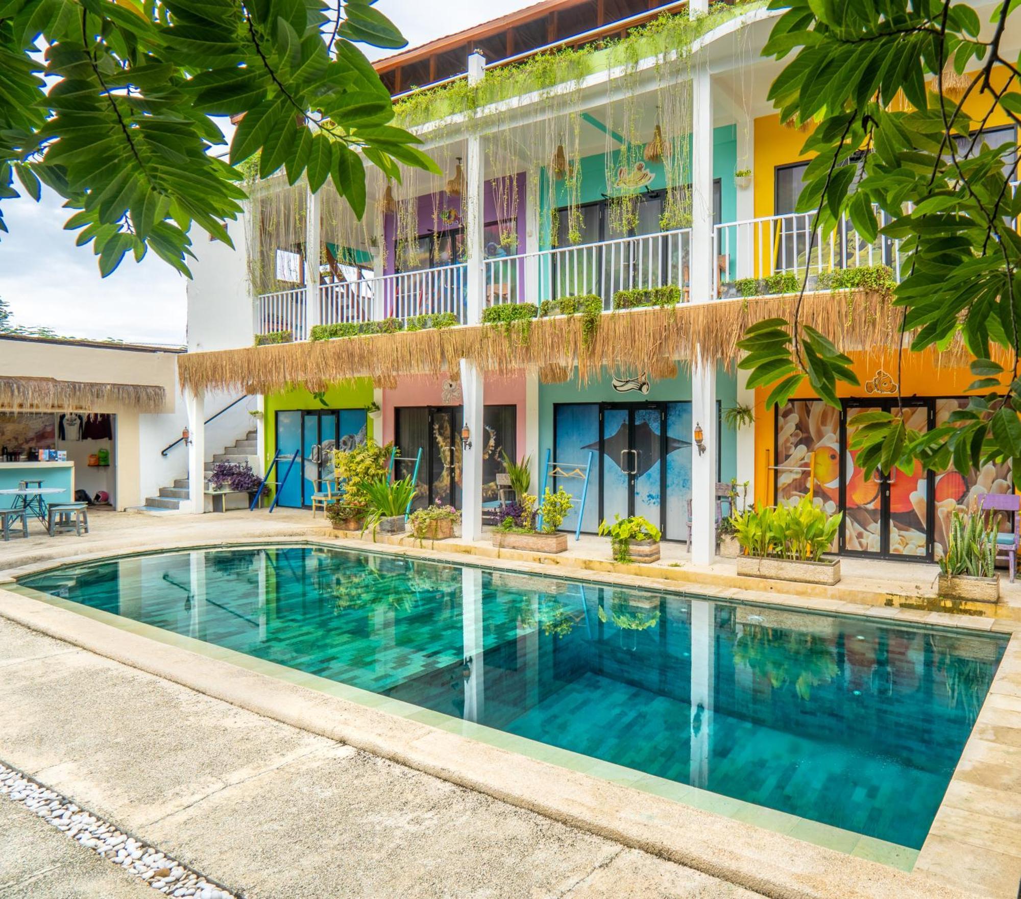 Dragon Dive Komodo Dive Resort Labuan Bajo Exterior photo